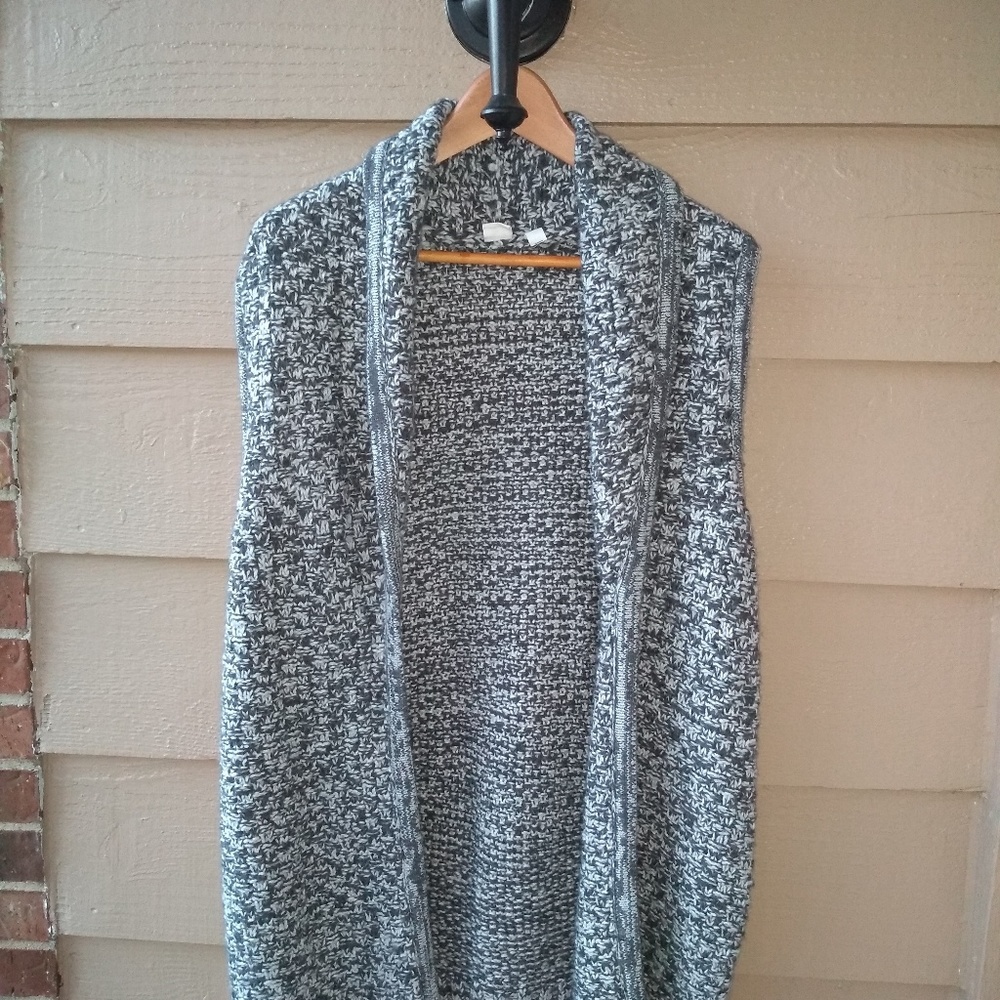Gap sweater vest